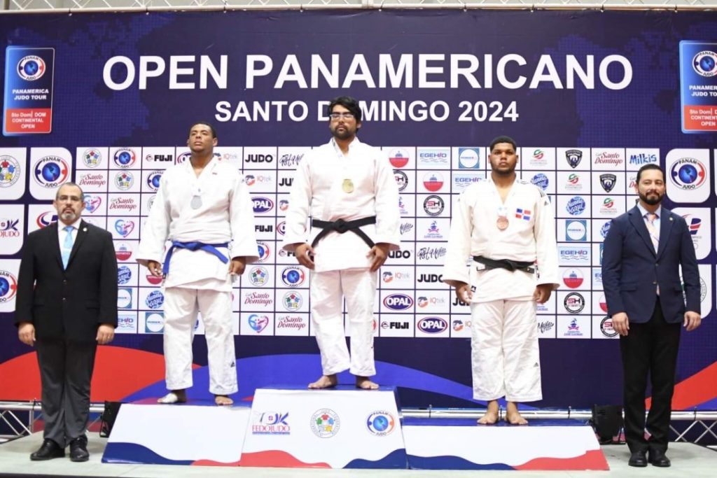 Gustavo Zepeda gana medalla de oro