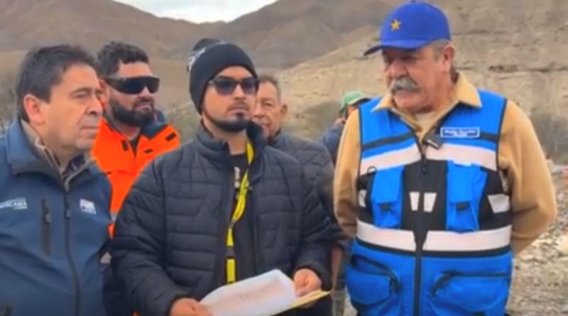 “Un desastre el gobierno”: Alcalde de Tierra Amarilla lanza duras críticas tras infracción en plena emergencia